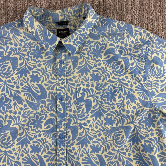 Prana Men's XL Short Sleeve Button Up Shirt Blue Yellow Floral Bird Print Casual - Picture 2 of 12